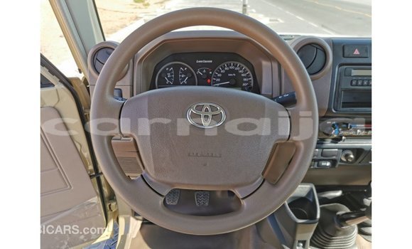 Buy Import Toyota Land Cruiser Beige Car in Import - Dubai in Abia State Buy Import Toyota Land Cruiser Beige Car in Import - Dubai in Abia State