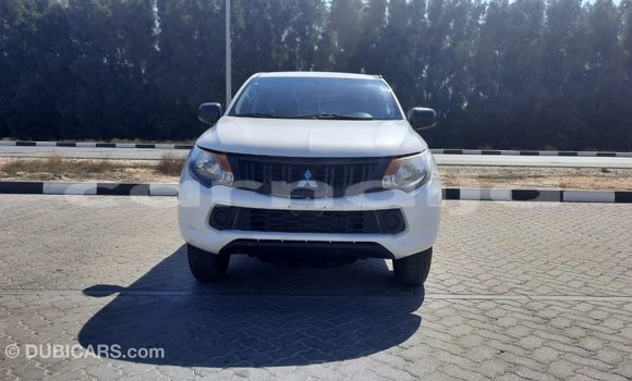 Acheter Import Voiture Mitsubishi L200 Blanc à Import - Dubai, État d'Abia Acheter Import Voiture Mitsubishi L200 Blanc à Import - Dubai, État d'Abia