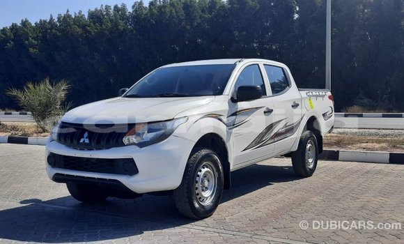 Acheter Import Voiture Mitsubishi L200 Blanc à Import - Dubai, État d'Abia Acheter Import Voiture Mitsubishi L200 Blanc à Import - Dubai, État d'Abia