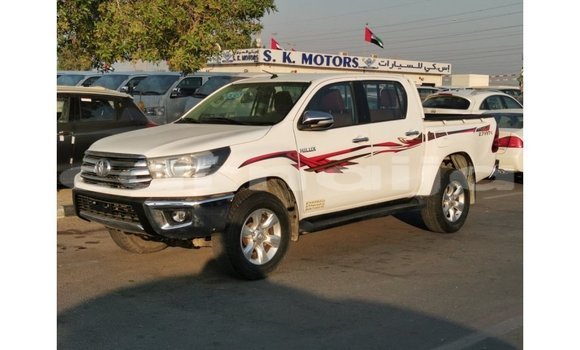 Buy Import Toyota Hilux White Car in Import - Dubai in Abia State Buy Import Toyota Hilux White Car in Import - Dubai in Abia State