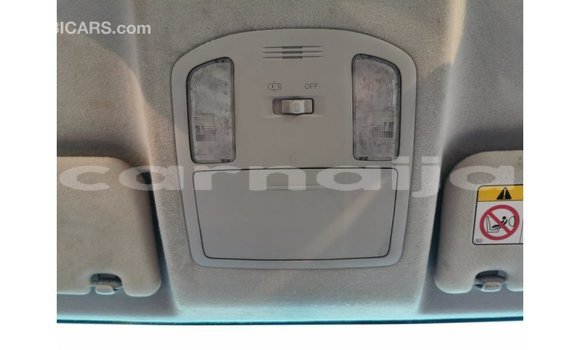 Buy Import Toyota Hilux White Car in Import - Dubai in Abia State Buy Import Toyota Hilux White Car in Import - Dubai in Abia State