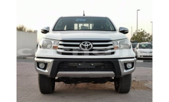 Buy Import Toyota Hilux White Car in Import - Dubai in Abia State Buy Import Toyota Hilux White Car in Import - Dubai in Abia State