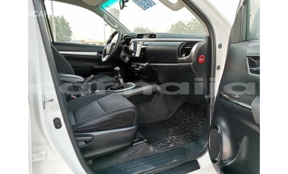 Buy Import Toyota Hilux White Car in Import - Dubai in Abia State Buy Import Toyota Hilux White Car in Import - Dubai in Abia State