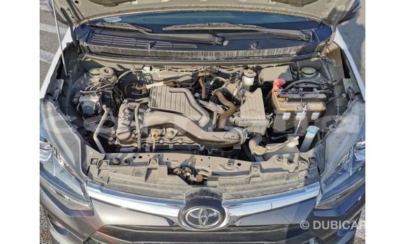 Buy Import Toyota HiAce Other Truck in Import - Dubai in Abia State Buy Import Toyota HiAce Other Truck in Import - Dubai in Abia State