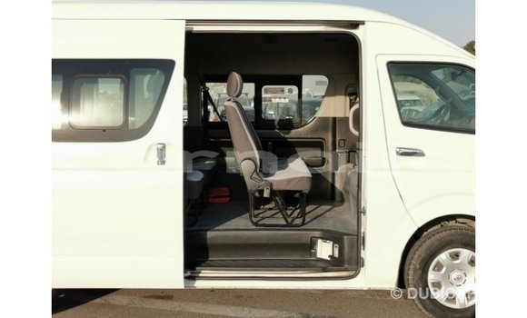 Acheter Import Voiture Toyota Hiace Blanc à Import - Dubai, État d'Abia Acheter Import Voiture Toyota Hiace Blanc à Import - Dubai, État d'Abia
