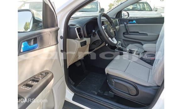 Acheter Import Voiture Kia Sportage Blanc à Import - Dubai, État d'Abia Acheter Import Voiture Kia Sportage Blanc à Import - Dubai, État d'Abia