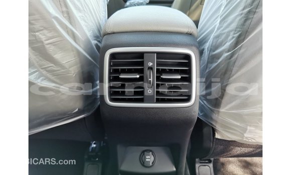 Acheter Import Voiture Kia Sportage Blanc à Import - Dubai, État d'Abia Acheter Import Voiture Kia Sportage Blanc à Import - Dubai, État d'Abia