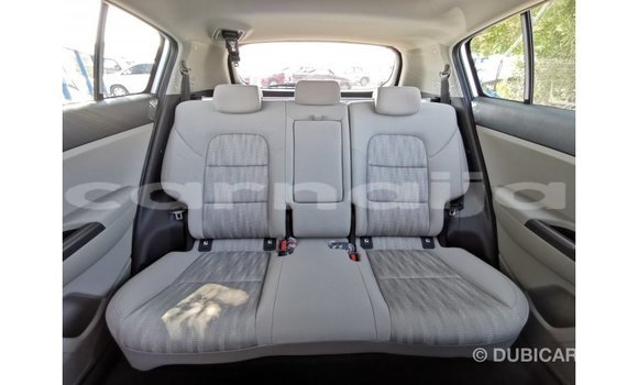 Acheter Import Voiture Kia Sportage Blanc à Import - Dubai, État d'Abia Acheter Import Voiture Kia Sportage Blanc à Import - Dubai, État d'Abia
