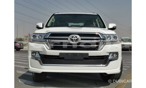 Buy Import Toyota Land Cruiser White Car in Import - Dubai in Abia State Buy Import Toyota Land Cruiser White Car in Import - Dubai in Abia State