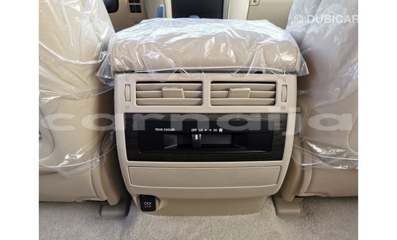 Acheter Import Voiture Toyota Land Cruiser Blanc à Import - Dubai, État d'Abia Acheter Import Voiture Toyota Land Cruiser Blanc à Import - Dubai, État d'Abia