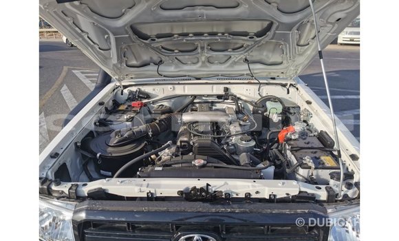 Buy Import Toyota Land Cruiser White Car in Import - Dubai in Abia State Buy Import Toyota Land Cruiser White Car in Import - Dubai in Abia State