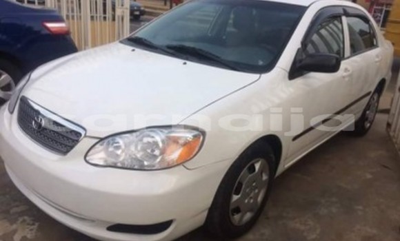 Acheter Occasion Voiture Toyota Corolla Blanc à Apapa, État de Lagos Acheter Occasion Voiture Toyota Corolla Blanc à Apapa, État de Lagos