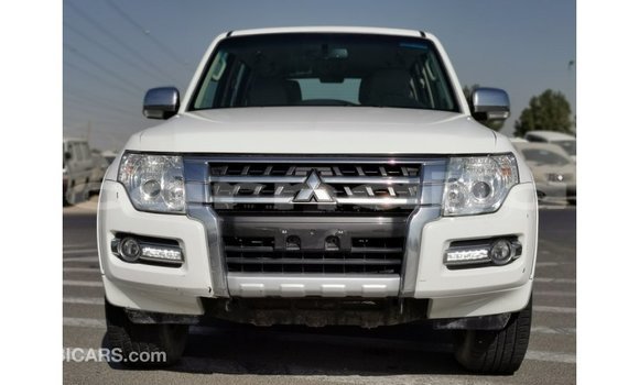 Acheter Import Voiture Mitsubishi Pajero Blanc à Import - Dubai, État d'Abia Acheter Import Voiture Mitsubishi Pajero Blanc à Import - Dubai, État d'Abia