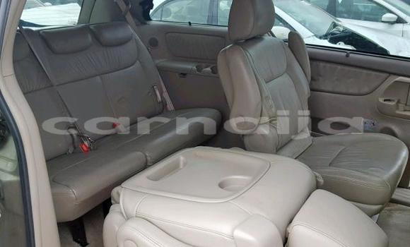Buy Used Toyota Sienna Beige Car in Lagos in Lagos State Buy Used Toyota Sienna Beige Car in Lagos in Lagos State
