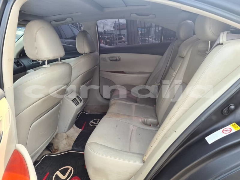 Big with watermark lexus es lagos state lagos 16472