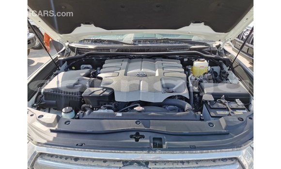 Buy Import Toyota Land Cruiser White Car in Import - Dubai in Abia State Buy Import Toyota Land Cruiser White Car in Import - Dubai in Abia State