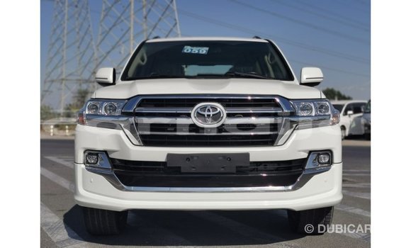 Acheter Import Voiture Toyota Land Cruiser Blanc à Import - Dubai, État d'Abia Acheter Import Voiture Toyota Land Cruiser Blanc à Import - Dubai, État d'Abia