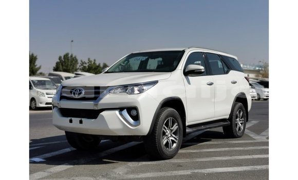 Buy Import Toyota Fortuner White Car in Import - Dubai in Abia State Buy Import Toyota Fortuner White Car in Import - Dubai in Abia State