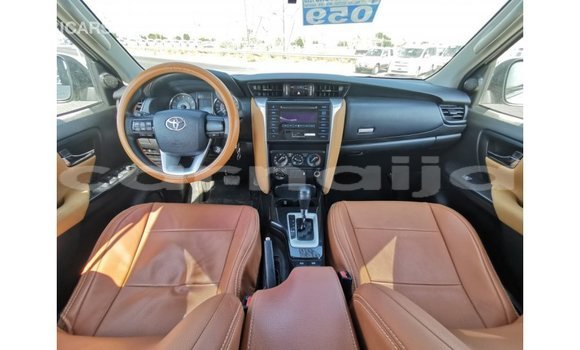 Buy Import Toyota Fortuner White Car in Import - Dubai in Abia State Buy Import Toyota Fortuner White Car in Import - Dubai in Abia State