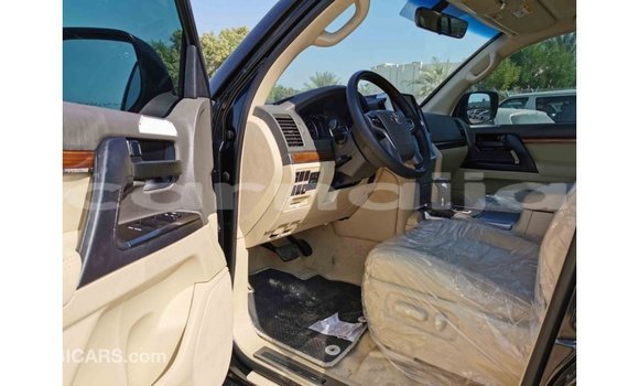 Acheter Import Voiture Toyota Land Cruiser Noir à Import - Dubai, État d'Abia Acheter Import Voiture Toyota Land Cruiser Noir à Import - Dubai, État d'Abia