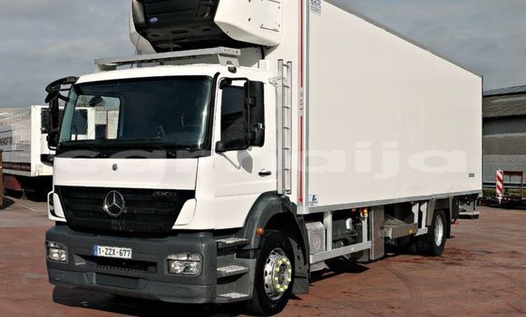 Buy Used Mercedes‒Benz Truck White Truck in Aba in Abia State