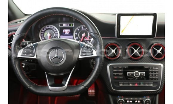 Buy Import Mercedes-Benz 190 White Car in Import - Dubai in Abia State Buy Import Mercedes-Benz 190 White Car in Import - Dubai in Abia State