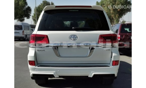 Buy Import Toyota Land Cruiser White Car in Import - Dubai in Abia State Buy Import Toyota Land Cruiser White Car in Import - Dubai in Abia State