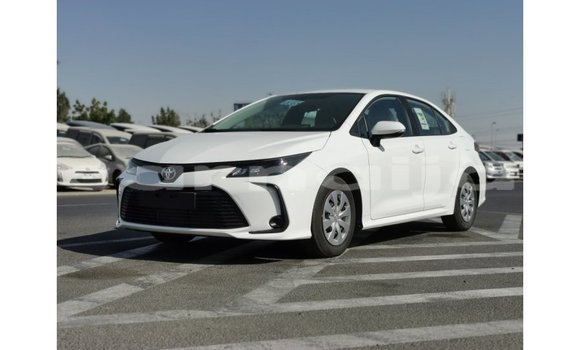 Buy Import Toyota Corolla White Car in Import - Dubai in Abia State Buy Import Toyota Corolla White Car in Import - Dubai in Abia State