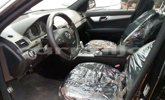 Acheter Occasion Voiture Mercedes-Benz C–Class Noir à Abuja, État de Lagos Acheter Occasion Voiture Mercedes-Benz C–Class Noir à Abuja, État de Lagos