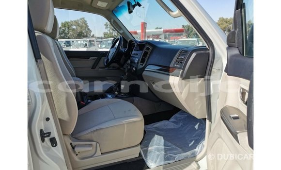 Buy Import Mitsubishi Pajero White Car in Import - Dubai in Abia State Buy Import Mitsubishi Pajero White Car in Import - Dubai in Abia State