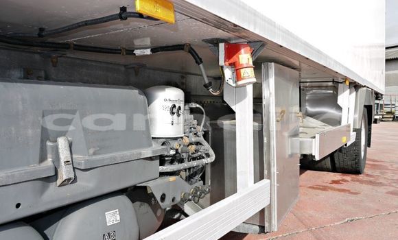 Buy Used Mercedes‒Benz Truck White Truck in Aba in Abia State Buy Used Mercedes‒Benz Truck White Truck in Aba in Abia State