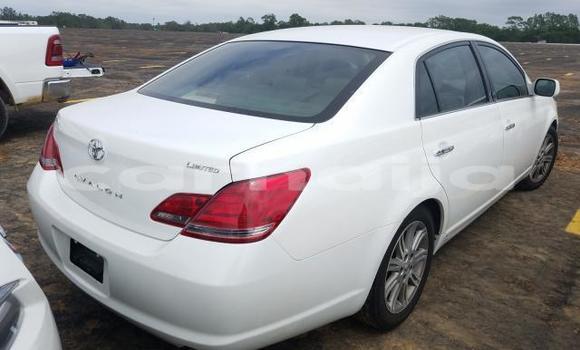 Acheter Occasion Voiture Toyota Avalon Blanc à Ikeja, État de Lagos Acheter Occasion Voiture Toyota Avalon Blanc à Ikeja, État de Lagos