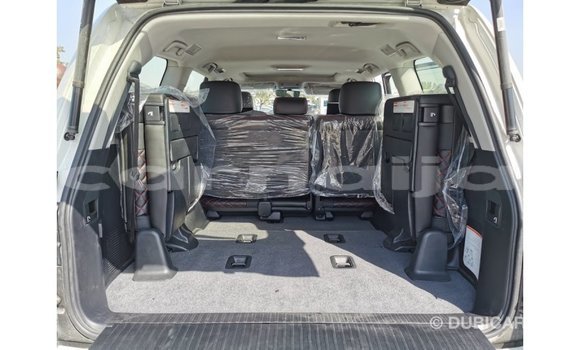 Acheter Import Voiture Toyota Land Cruiser Blanc à Import - Dubai, État d'Abia Acheter Import Voiture Toyota Land Cruiser Blanc à Import - Dubai, État d'Abia