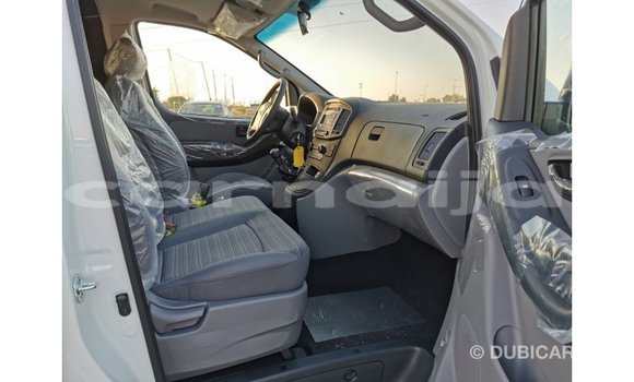 Buy Import Hyundai Cargo White Car in Import - Dubai in Abia State Buy Import Hyundai Cargo White Car in Import - Dubai in Abia State