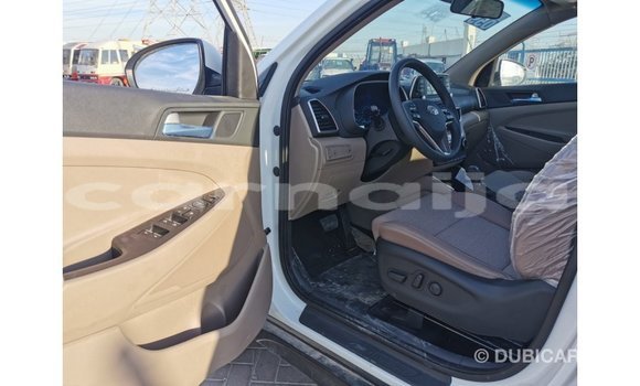 Buy Import Hyundai Tucson White Car in Import - Dubai in Abia State Buy Import Hyundai Tucson White Car in Import - Dubai in Abia State