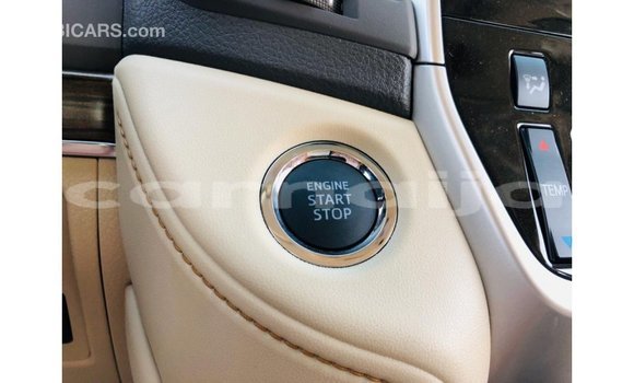 Buy Import Toyota Land Cruiser White Car in Import - Dubai in Abia State Buy Import Toyota Land Cruiser White Car in Import - Dubai in Abia State