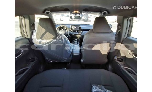 Acheter Import Voiture Toyota C-HR Rouge à Import - Dubai, État d'Abia Acheter Import Voiture Toyota C-HR Rouge à Import - Dubai, État d'Abia