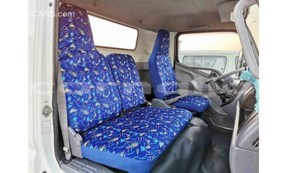 Buy Import Mitsubishi L400 White Truck in Import - Dubai in Abia State Buy Import Mitsubishi L400 White Truck in Import - Dubai in Abia State