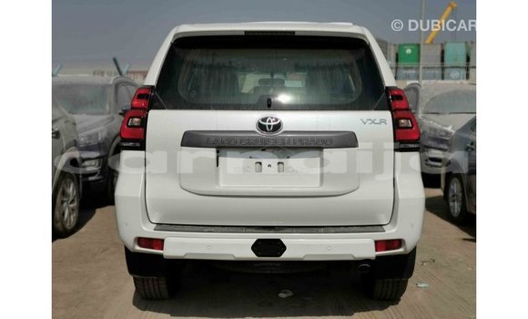 Acheter Import Voiture Toyota Prado Blanc à Import - Dubai, État d'Abia Acheter Import Voiture Toyota Prado Blanc à Import - Dubai, État d'Abia