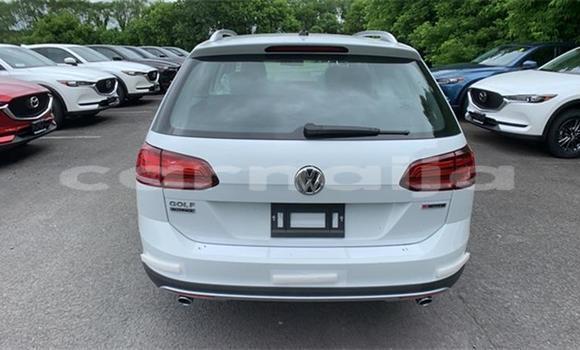 Acheter Import Voiture Volkswagen Golf Blanc à Lagos, État de Lagos Acheter Import Voiture Volkswagen Golf Blanc à Lagos, État de Lagos
