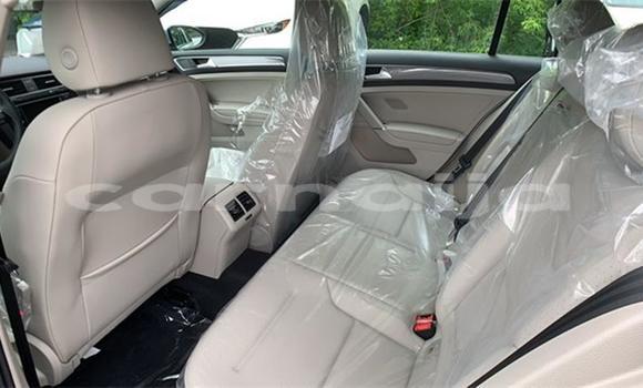Acheter Import Voiture Volkswagen Golf Blanc à Lagos, État de Lagos Acheter Import Voiture Volkswagen Golf Blanc à Lagos, État de Lagos
