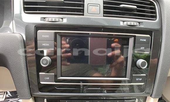 Acheter Import Voiture Volkswagen Golf Blanc à Lagos, État de Lagos Acheter Import Voiture Volkswagen Golf Blanc à Lagos, État de Lagos