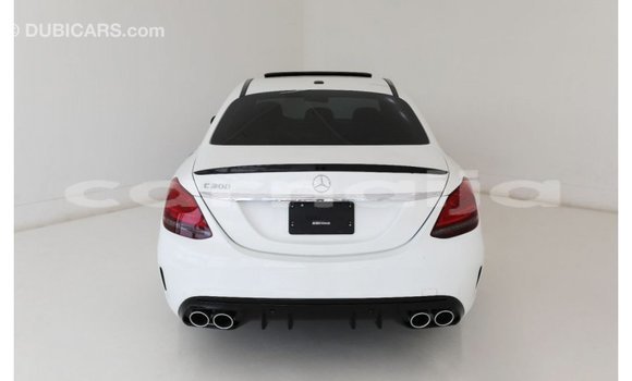 Buy Import Mercedes‒Benz 1117 White Truck in Import - Dubai in Abia State Buy Import Mercedes‒Benz 1117 White Truck in Import - Dubai in Abia State