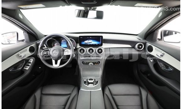 Buy Import Mercedes‒Benz 1117 White Truck in Import - Dubai in Abia State Buy Import Mercedes‒Benz 1117 White Truck in Import - Dubai in Abia State