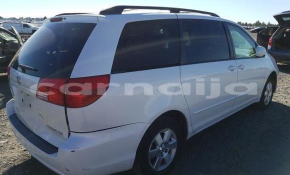 Buy Import Toyota Sienna Other Car in Ipokia in Ogun State Buy Import Toyota Sienna Other Car in Ipokia in Ogun State