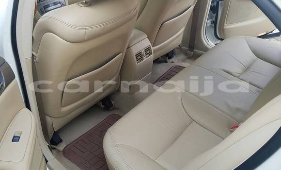 Buy Import Lexus ES 300 White Car in Ipokia in Ogun State Buy Import Lexus ES 300 White Car in Ipokia in Ogun State