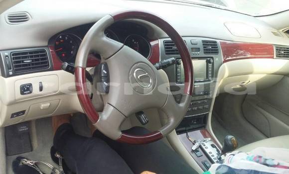 Buy Import Lexus ES 300 White Car in Ipokia in Ogun State Buy Import Lexus ES 300 White Car in Ipokia in Ogun State