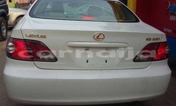 Buy Import Lexus ES 300 White Car in Ipokia in Ogun State Buy Import Lexus ES 300 White Car in Ipokia in Ogun State
