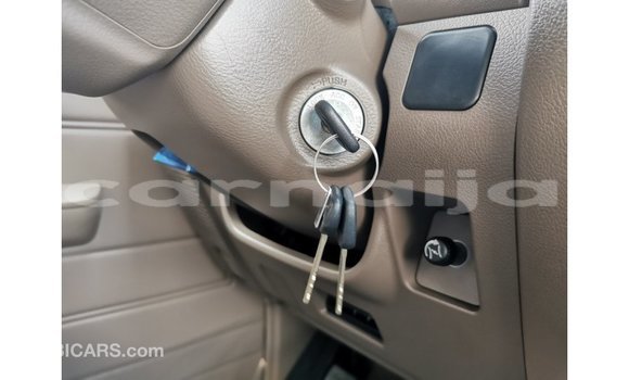 Acheter Import Voiture Toyota Land Cruiser Blanc à Import - Dubai, État d'Abia Acheter Import Voiture Toyota Land Cruiser Blanc à Import - Dubai, État d'Abia
