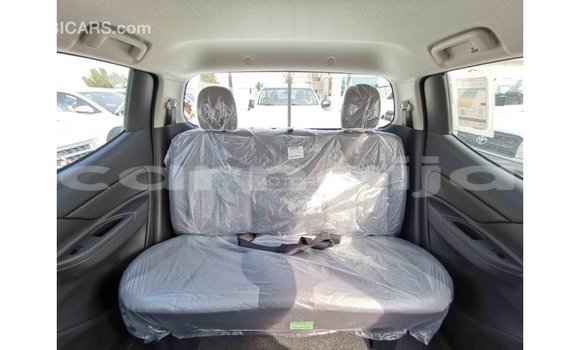 Buy Import Mitsubishi L200 White Car in Import - Dubai in Abia State Buy Import Mitsubishi L200 White Car in Import - Dubai in Abia State